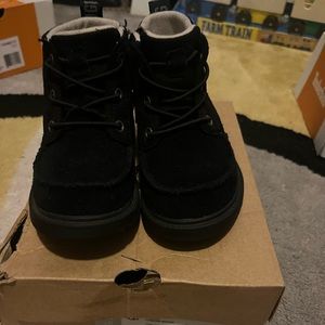 Black ugg boots for toddler boys